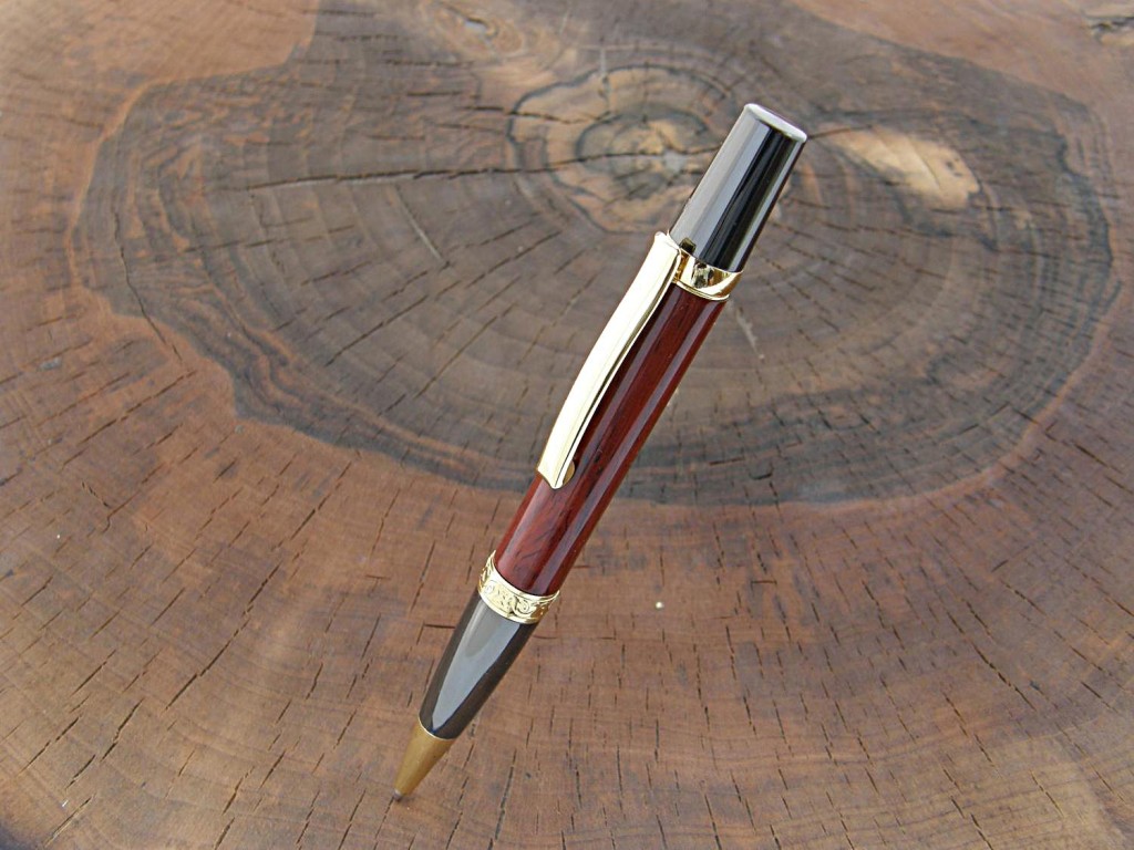 Armonia penna in legno cocobolo oro black titanium
